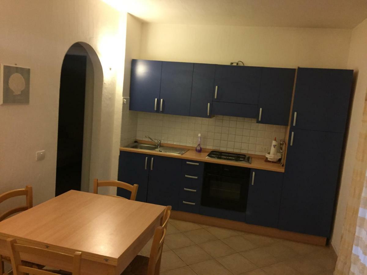 Casa Vacanza A Porto Istana Мурта-Марія Екстер'єр фото
