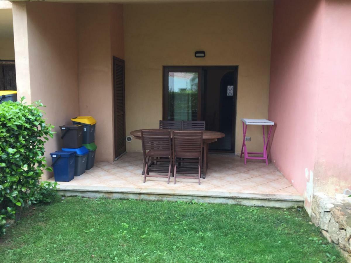 Casa Vacanza A Porto Istana Мурта-Марія Екстер'єр фото